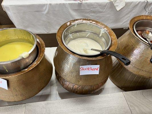 Kadhi, Shrikhand, Gulab Jamun