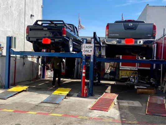 Chepe’s Muffler Shop