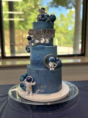 Beautiful custom cake for baby shower