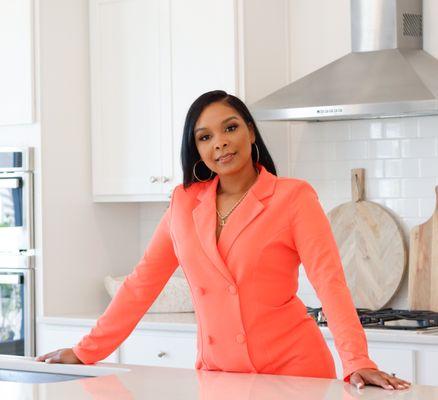 Shaquilla Rhodes - Realty ONE Group Coastal