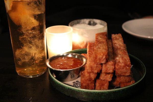 Hojicha cocktail and taro fries