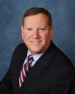 Lawrence N. Lavigne, Esq. LLC proudly serving the needs of employees for over 30 years