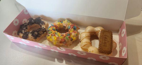 Mochi doughnuts