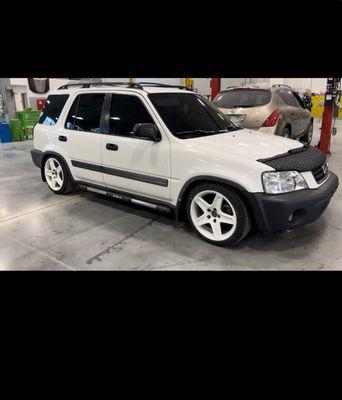 Lowskii auto repair and paint