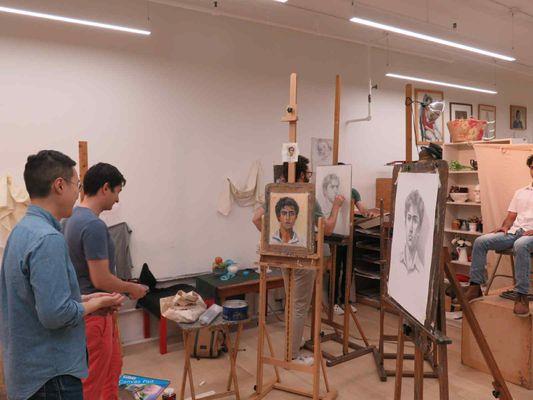 Portrait drawing and painting class at Bridgeview. Art Classes in Queens for adults and kids.