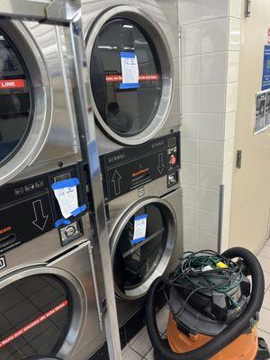 Blue Kangaroo Coin Laundry