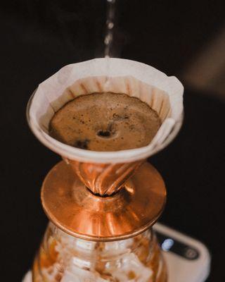 Emerald Pour Overs @ The Boy & The Bear - Coffee Roastery.
The Blue Store, Gardena CA