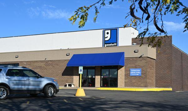 Clinton Goodwill Store and Helms Career Center