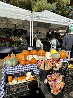 Edgewood Park Farmers' Market