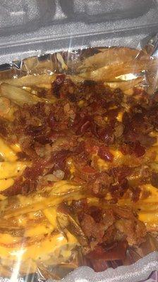 Cheesy bacon fries