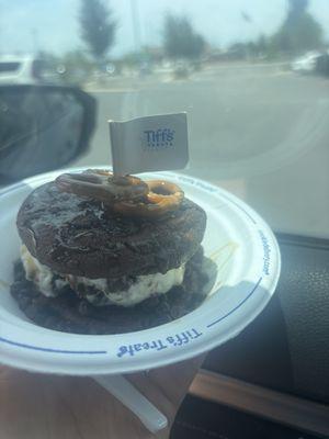 Tiff's Treats Cookie Delivery