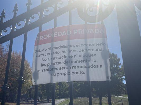 Calvary Catholic Cemetery