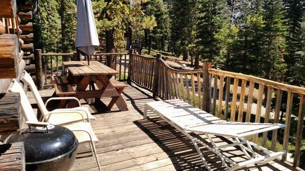 The deck area for cabin "Chipmunk"