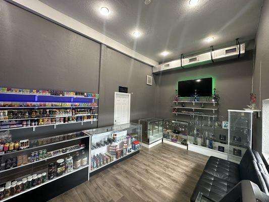 The cloud lounge smokeshop