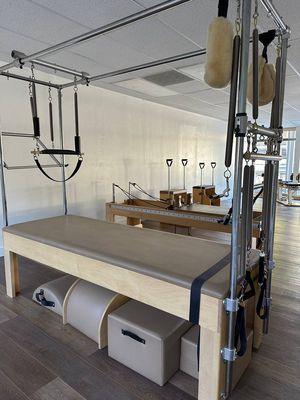 Physio Mind: Transform with Expert Therapy, Pilates, Gyrotonic, and Pelvic Floor Care!