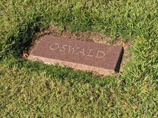 Lee Harvey Oswald's Grave, Fort Worth