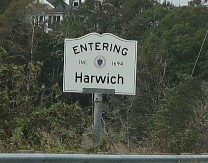 Entering Harwich from Chatham on Route 28.