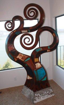 Diego Harris sculpture.