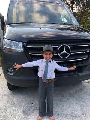 Limo Naz LLC