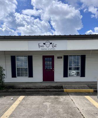 HOME OF THE CUSTOM PRINTING TEAM