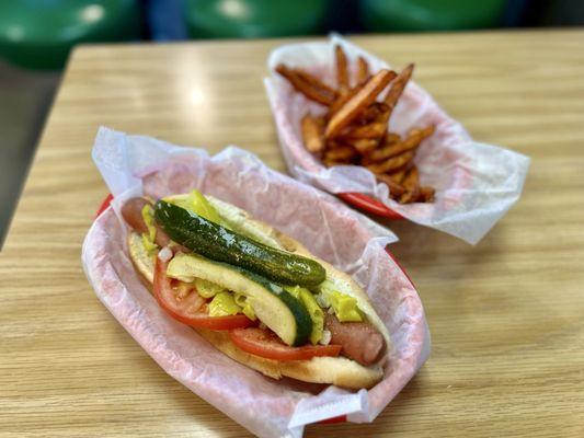 Parker's Hot Dogs Of Santa Cruz