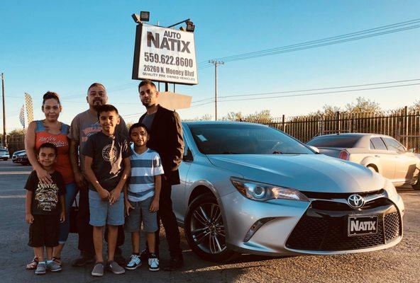 Hey Yelpers, don't wait any longer we have customers from everywhere. Thank you Gonzalez family for coming all the way from Porterville.