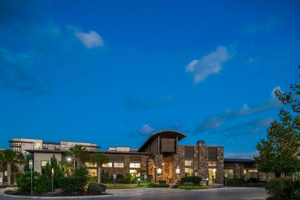 MarquisCrestaBella-Clubhouse