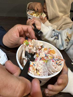 Strawberry Shawty & Mango Go