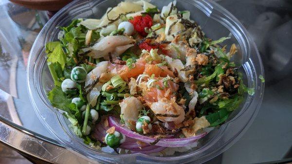 Very very little amounts of fish