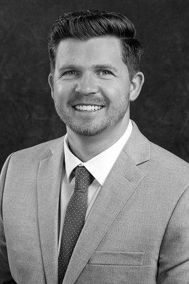 Edward Jones - Financial Advisor: Eric L Wall