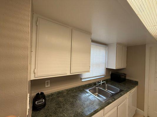 Emperatriz Latina Cleaning