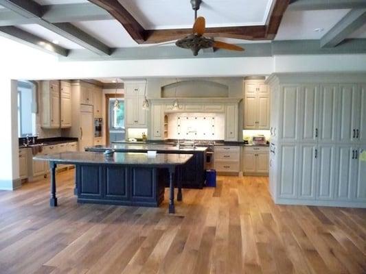 Accent Home