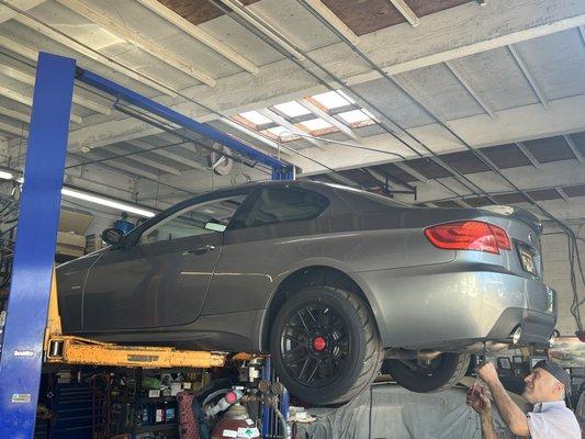 Pro Mufflers & Brakes