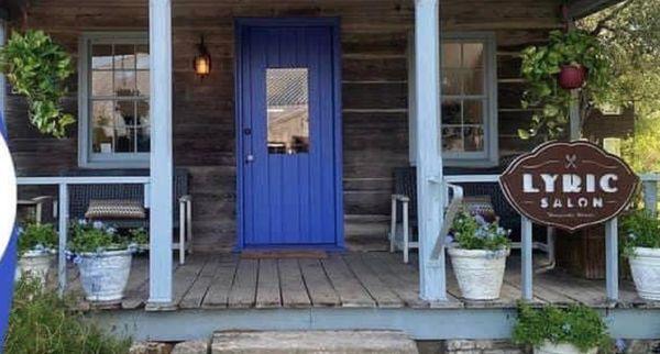 Lyric Salon - Round Top