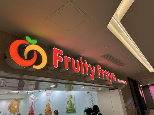 Fruity Froyo Frozen Yogurt