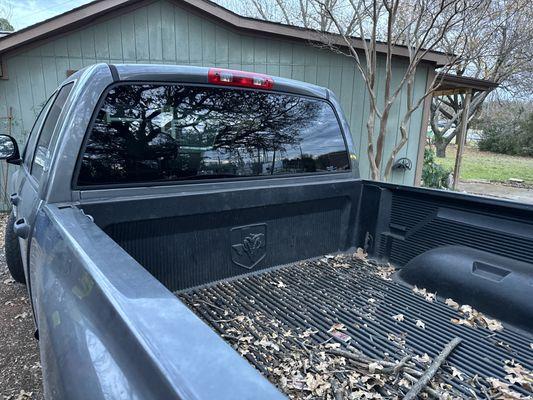 Auto glass replacement