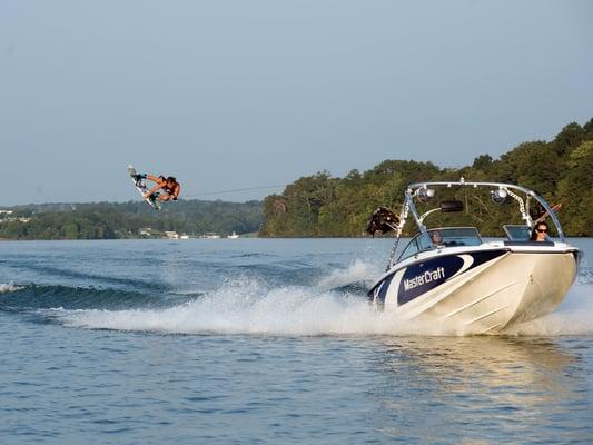 Texas Wake Boats