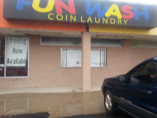 Fun Wash Laundry Mat