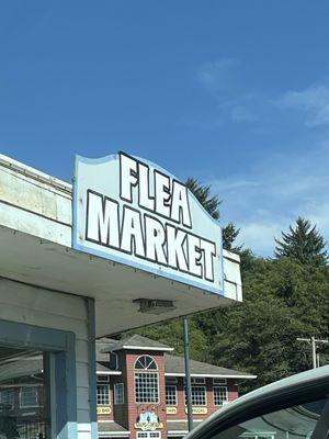 Waldport Flea Market