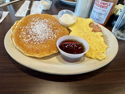 Po town breakfast with Canadian bacon.