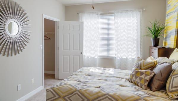 Beautiful view-filled interiors is what we offer here at River Pointe Apartments!