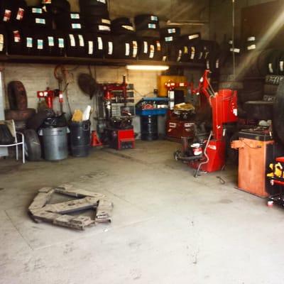 R Tires R-4 U