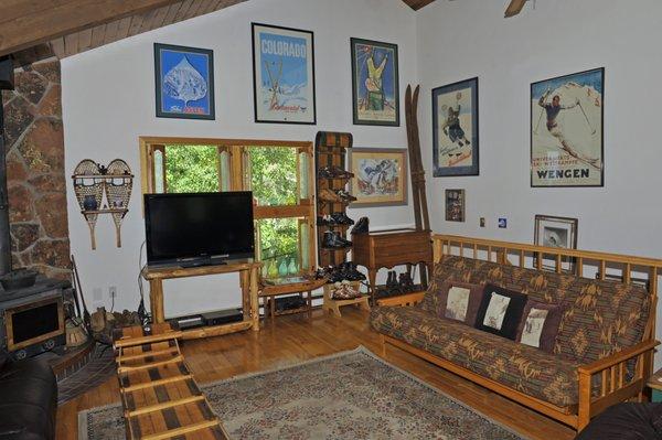 Toboggans, Sleds, Skis, Boots, Snowshoes & Posters make great home decor! Shop the warehouse now!