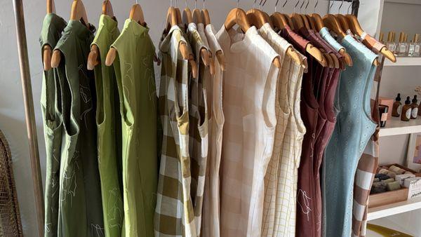 Cute cheongsam-inspired mini dresses (Nov 2025)