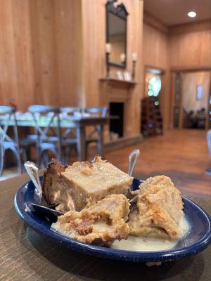 The Old Magnolia Bar & Grill