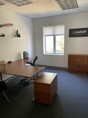 Hangr Coworks