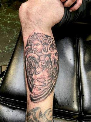 Tattoo Tonys Under My Skin