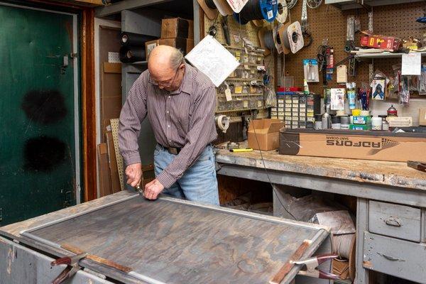 B & B True Value Hardware