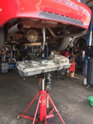 2010 mustang fuel pump