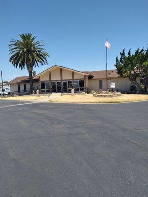 Front office/clubhouse dead and brown.